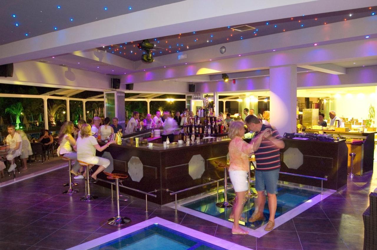 Majestic Hotel & Spa Laganas Esterno foto