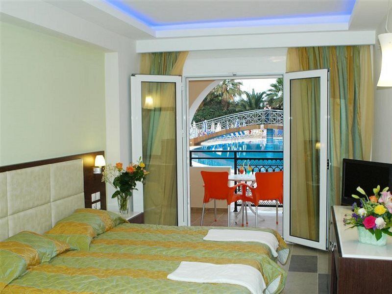 Majestic Hotel & Spa Laganas Esterno foto